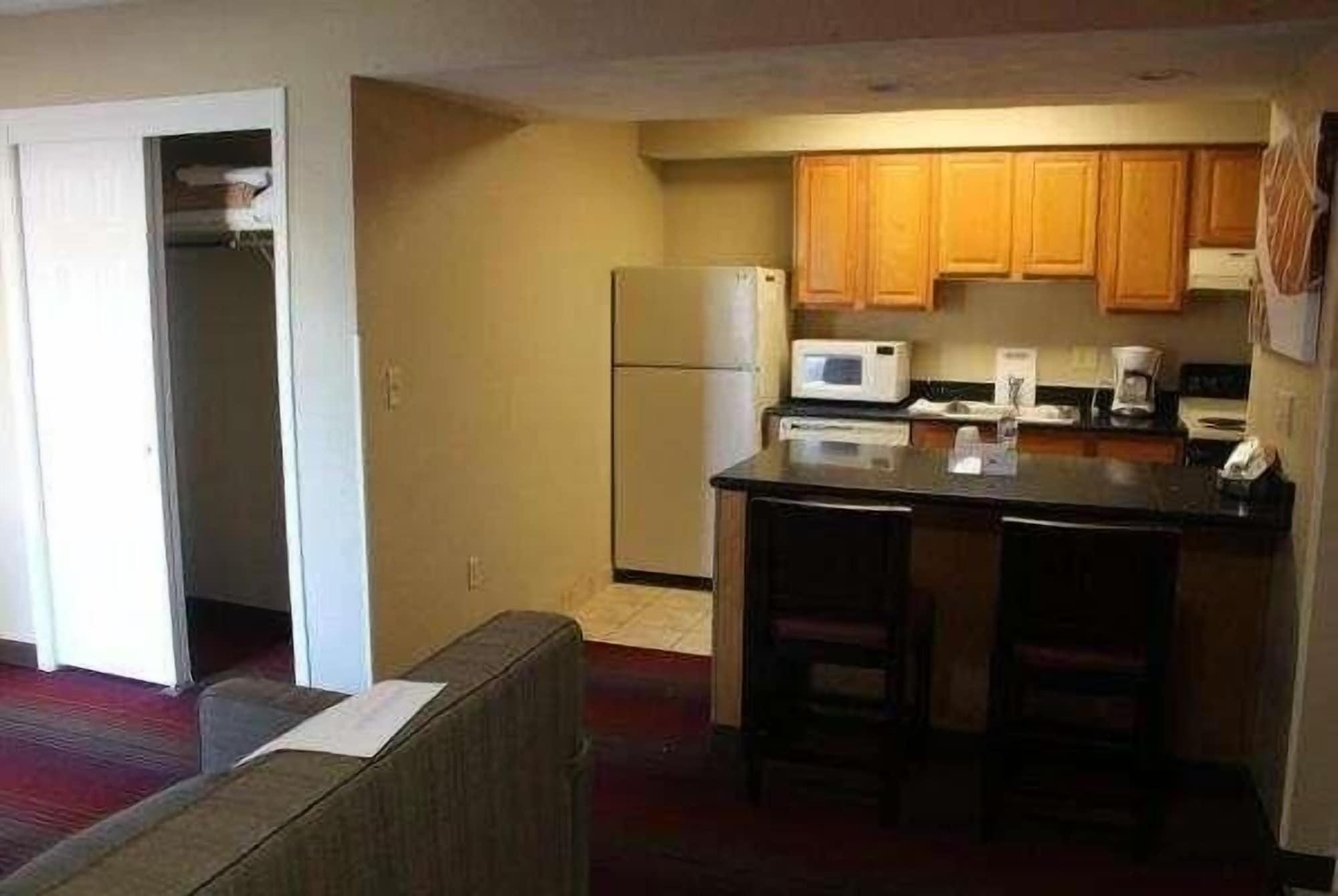 Hawthorn Extended Stay By Wyndham Wichita Exteriér fotografie