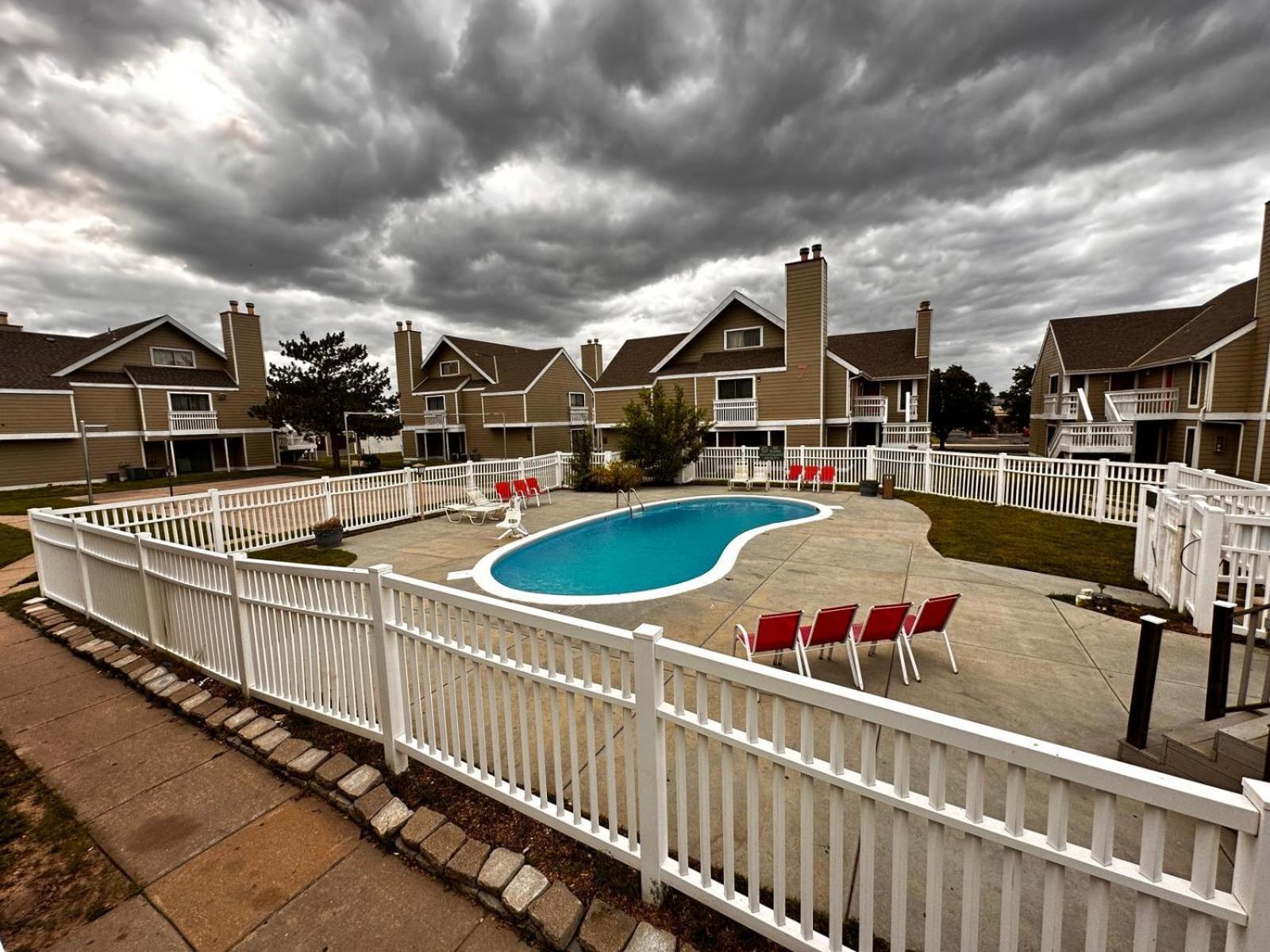 Hawthorn Extended Stay By Wyndham Wichita Exteriér fotografie